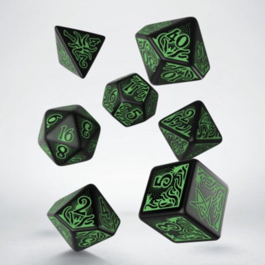 QWO: Call of Cthulhu Dice (7p): Black w/Green